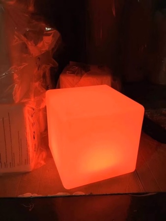 Светильник Куб 80 питание от сети 220В, RGB Светильник Куб 80 питание от сети 220В, RGB